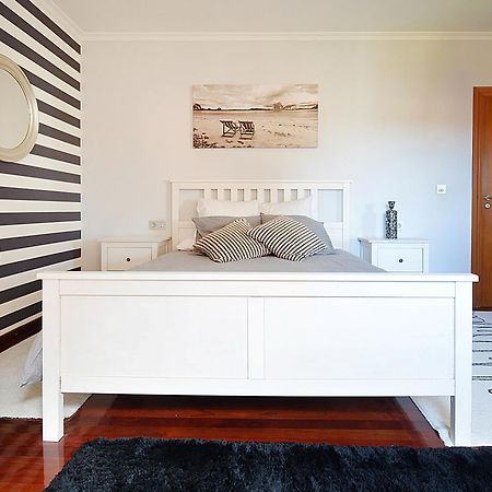 Apartamento En El Centro De A Illa De Arousa Luaran gambar